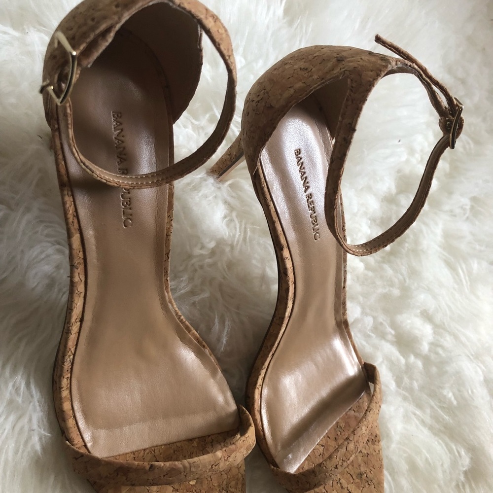 Brown Banana Republic Heels